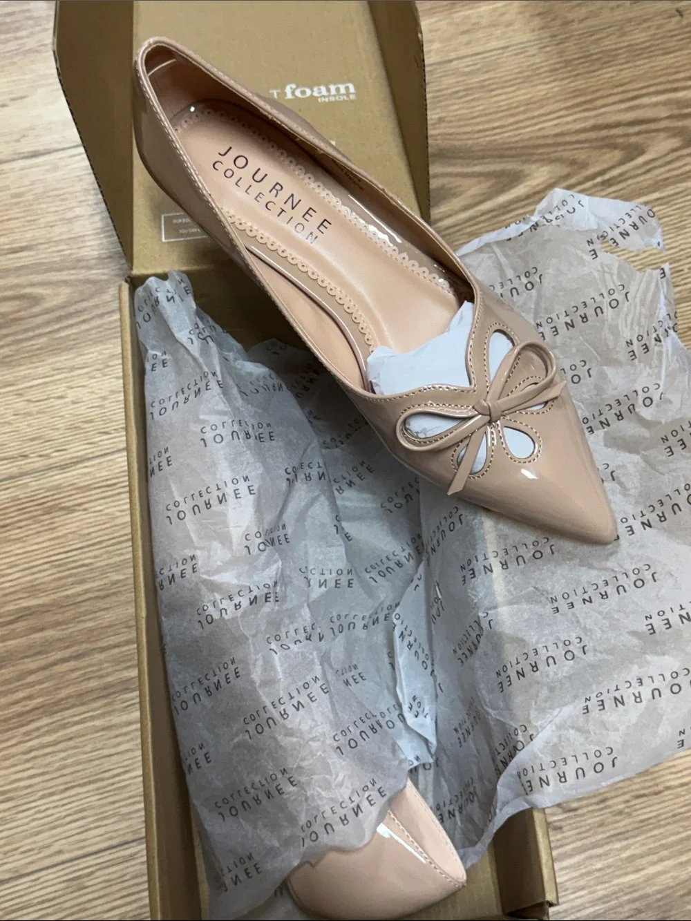 JOURNEE COLLECTION Lutana Kitten Heel Pump In Nude